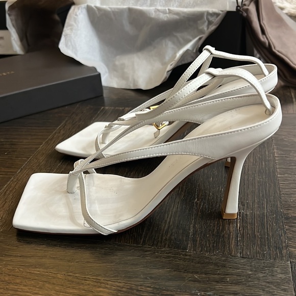 AUTHENTIC Very good condition BOTTEGA VENETA White Nappa Leather heels size 37.5 - Picture 10 of 16